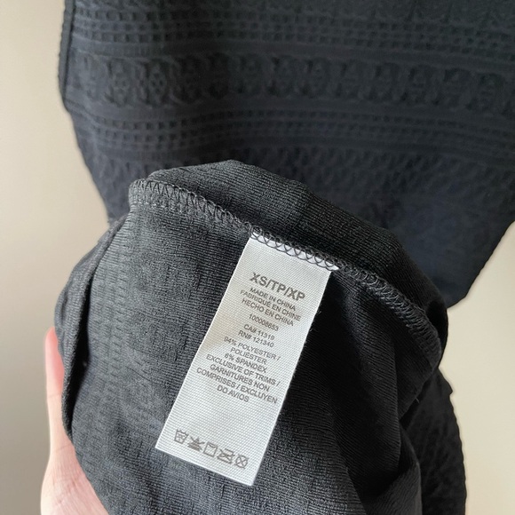 Halter neck black dress - Picture 5 of 5